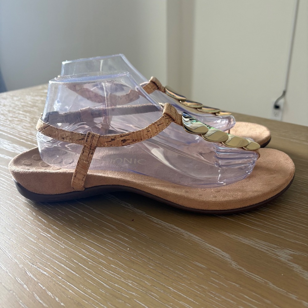 Vionic Miami Cork T-Strap Sandals Gold Coin Accents Tan Womens 11 TVW5178‎